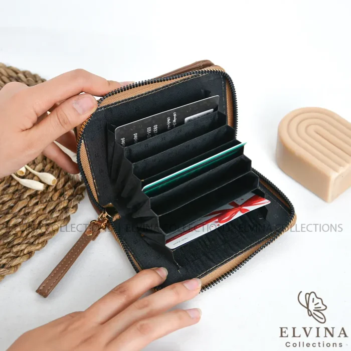 کیف پول جاکارتی طرح گل دلسا - تصویر 6