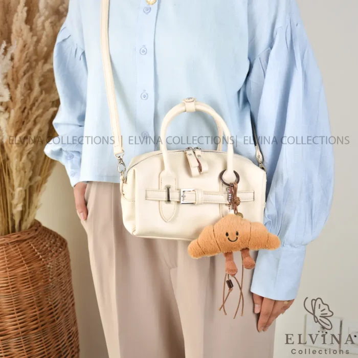 کیف ترندی دخترانه چارم دار کاترینا - Image 7